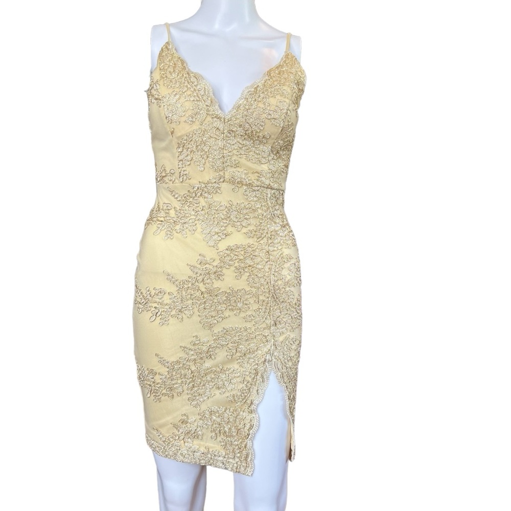 Windsor NWOT's - Womens Gold Tone Slit Mini Dress Sz. SM